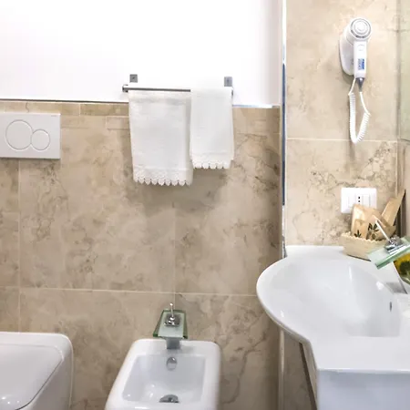 Palazzo Della Mura 3*